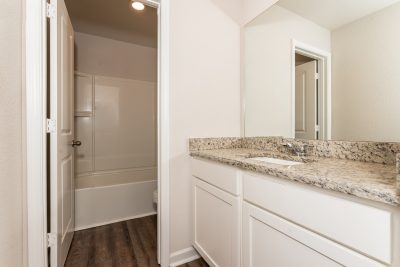 017 Bathroom ET91108