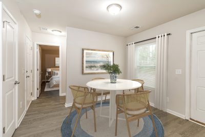 002 photo vs dining room 15154627
