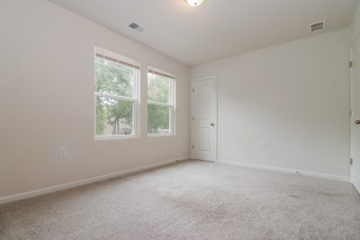 008 Main Bedroom ET31101