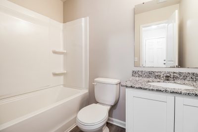 012 photo bathroom 15146331