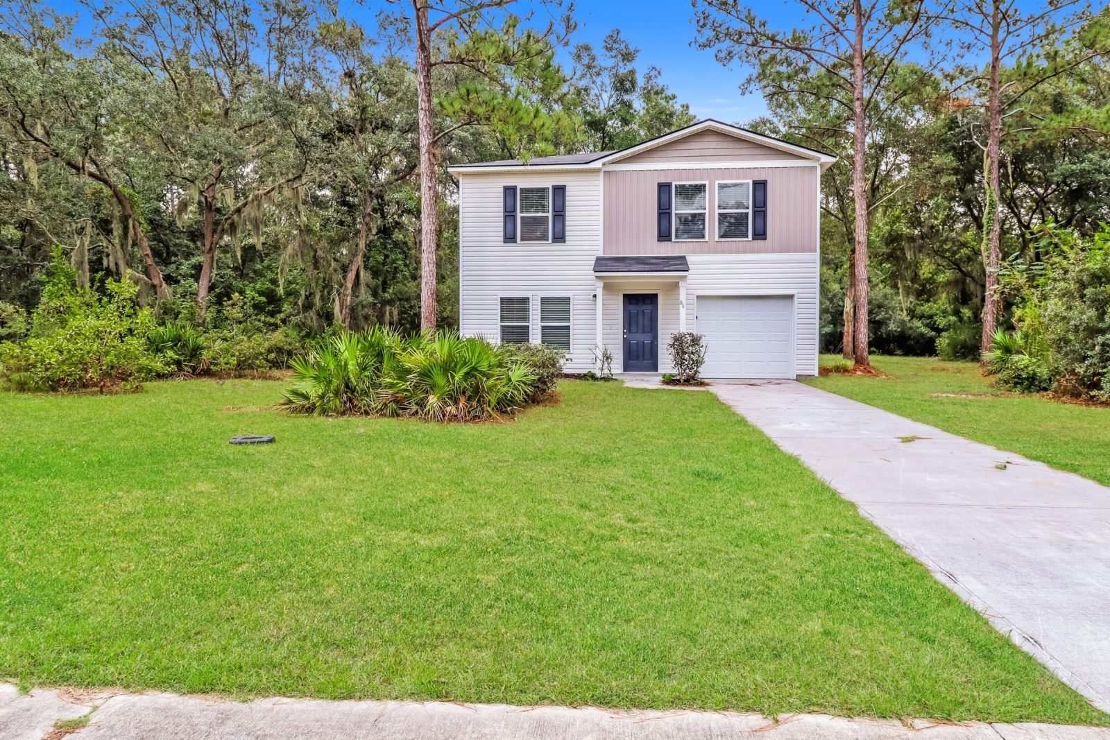 000 photo front view 14873001