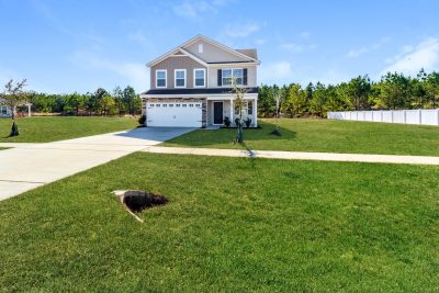 001 photo front view 15124807