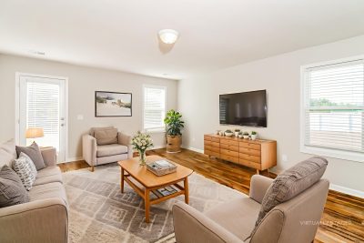 002 003 photo vs living room 15125338