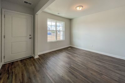 002 Living Room ET51222