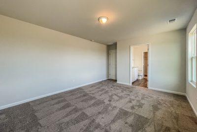 010 Main Bedroom ET51222