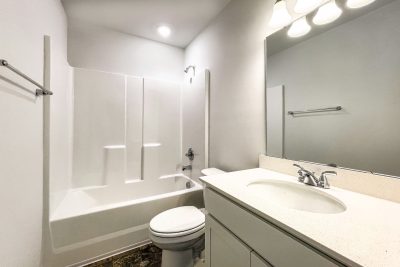 013 photo Bathroom db5903b6 8807 42c8 91af 27be0aaebab4