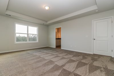 011 Main Bedroom ET61148