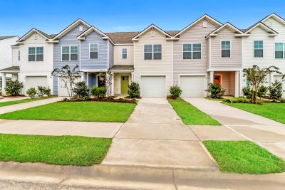 015 Front View ERH00037