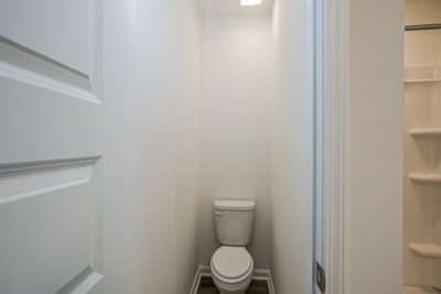 011 photo main bathroom 14556397