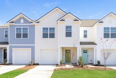 014 Front View 14979802