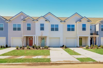 014 Front View 15141487