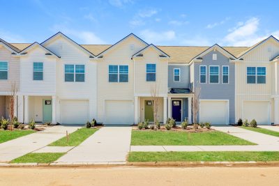 014 Front View 15141467