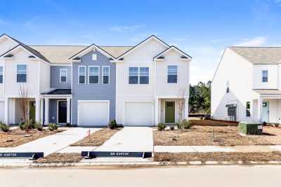 014 Front View 15140963