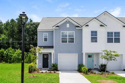 014 photo front view 14564354