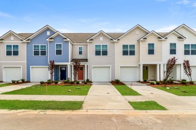 014 Front View 15293898