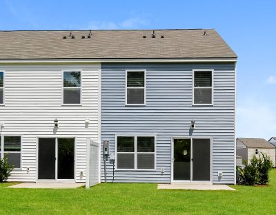 015 photo rear view 14564355