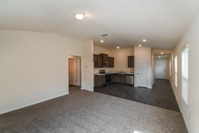 003 Living Room ET31369
