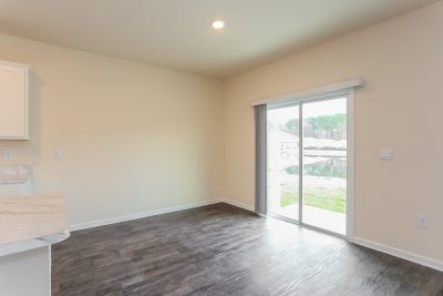 006 Dining Room ET61064