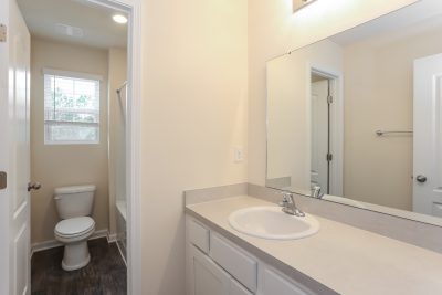 013 Bathroom ET61064