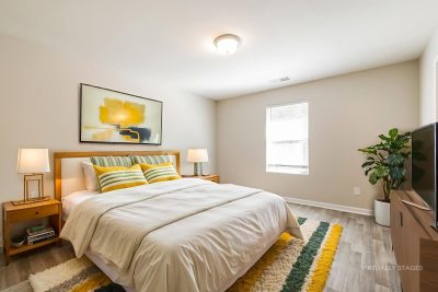 011 photo vs main bedroom 14931895