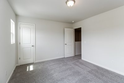 010 photo bedroom 11270411