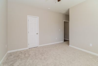 008 photo main bedroom 12559837