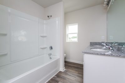012 photo bathroom 11274556
