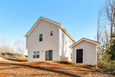 014 photo rear view 12414410