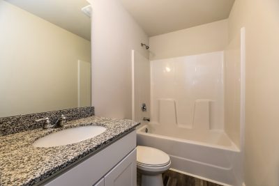 013 photo bathroom 12595189