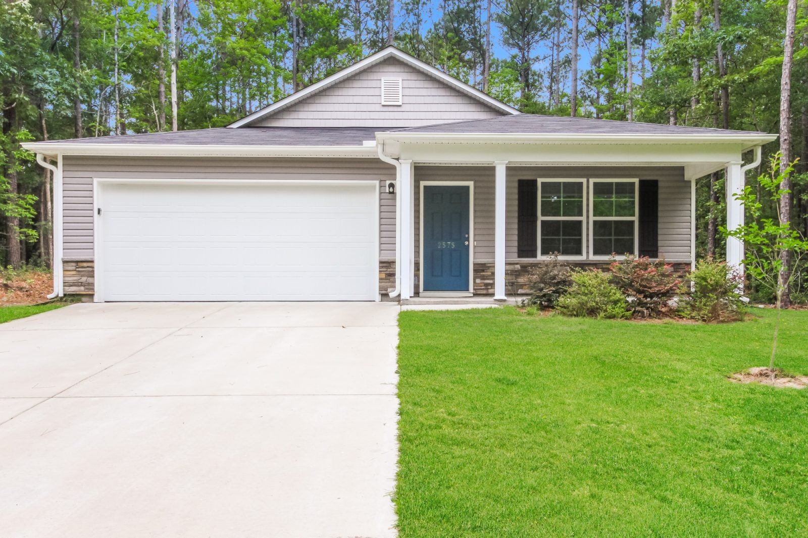 000 Front View ETA2187