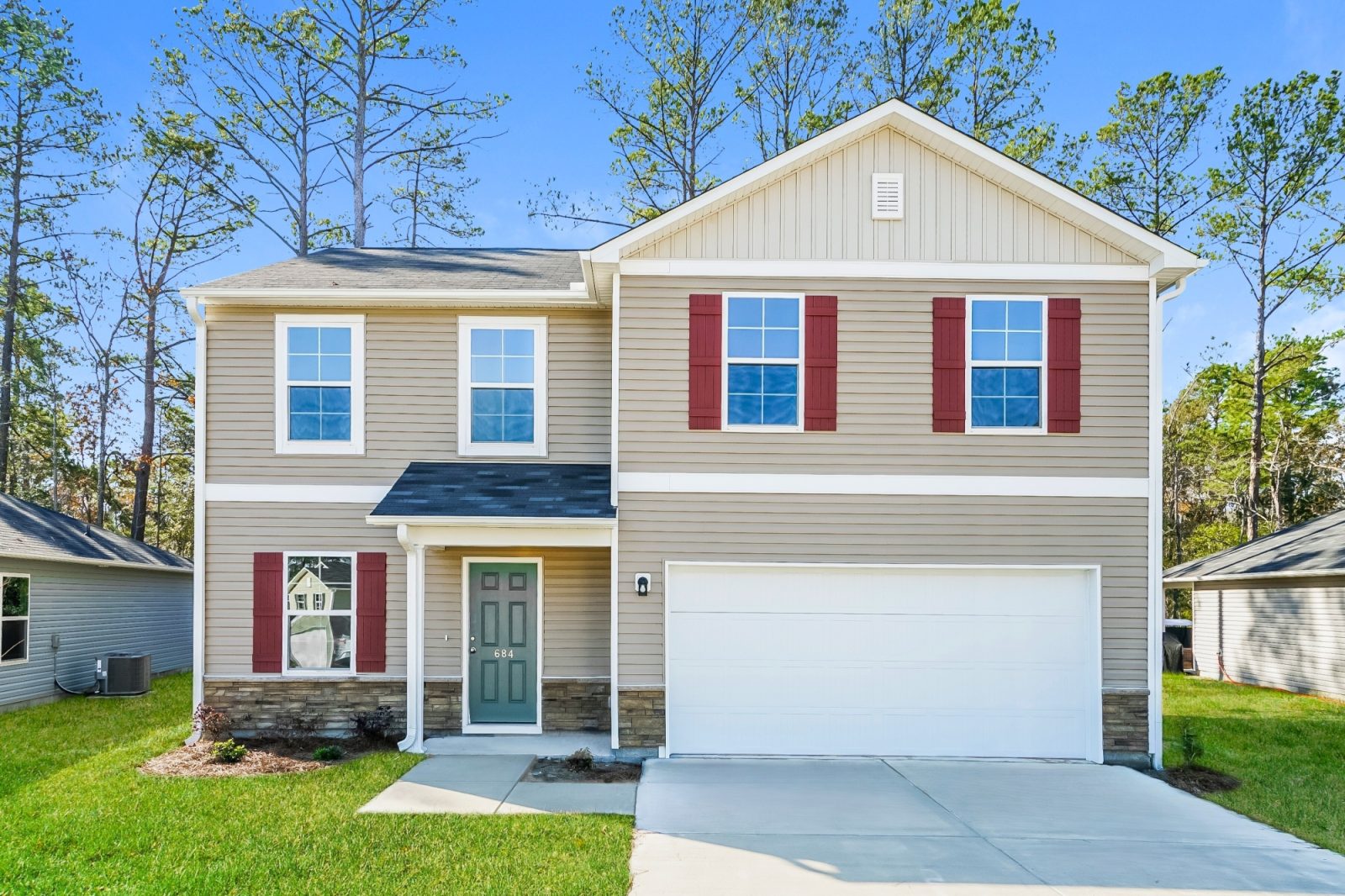 000 Front View 12288673