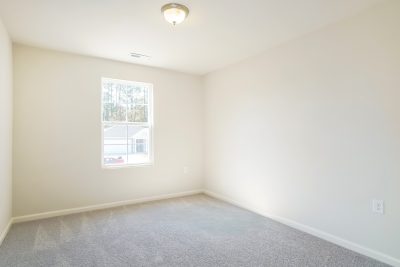 010 014 photo bedroom 12012021 1