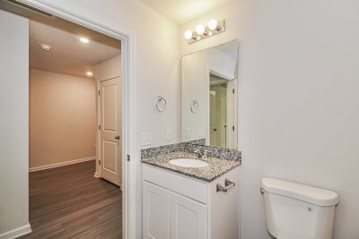 013 photo bathroom 15296523