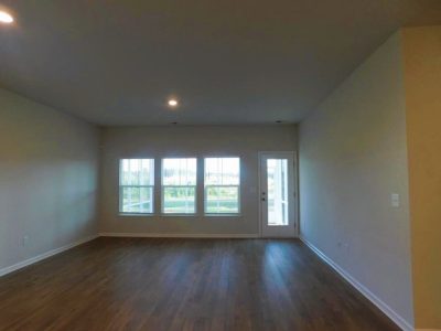 002 LR KH 1420 Ogelthorp Dr SQFT 2449