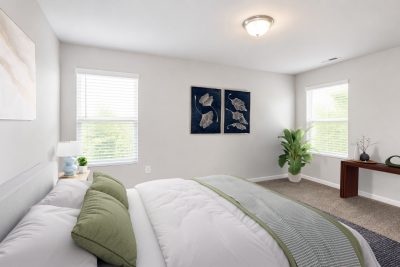 003 004 Bountiful Village SQFT 2433 Main Bedroom