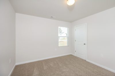 008 photo main bedroom 12562535