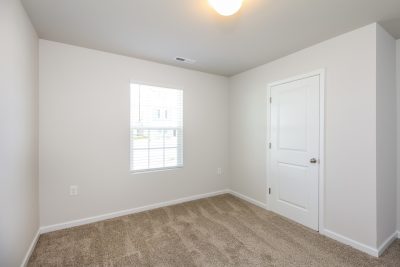 012 photo bedroom 12562523