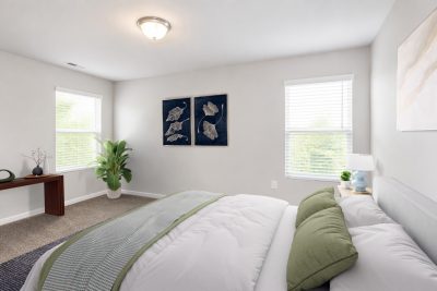 003 004 Bountiful Village SQFT 2433 Main Bedroom