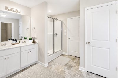 004 003 Bountiful Village SQFT 2433 Bathroom