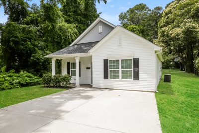 002 Front View ET71149