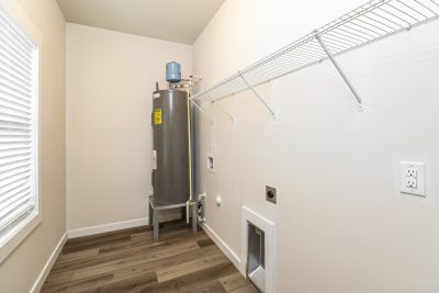 005 photo laundry room 15163411