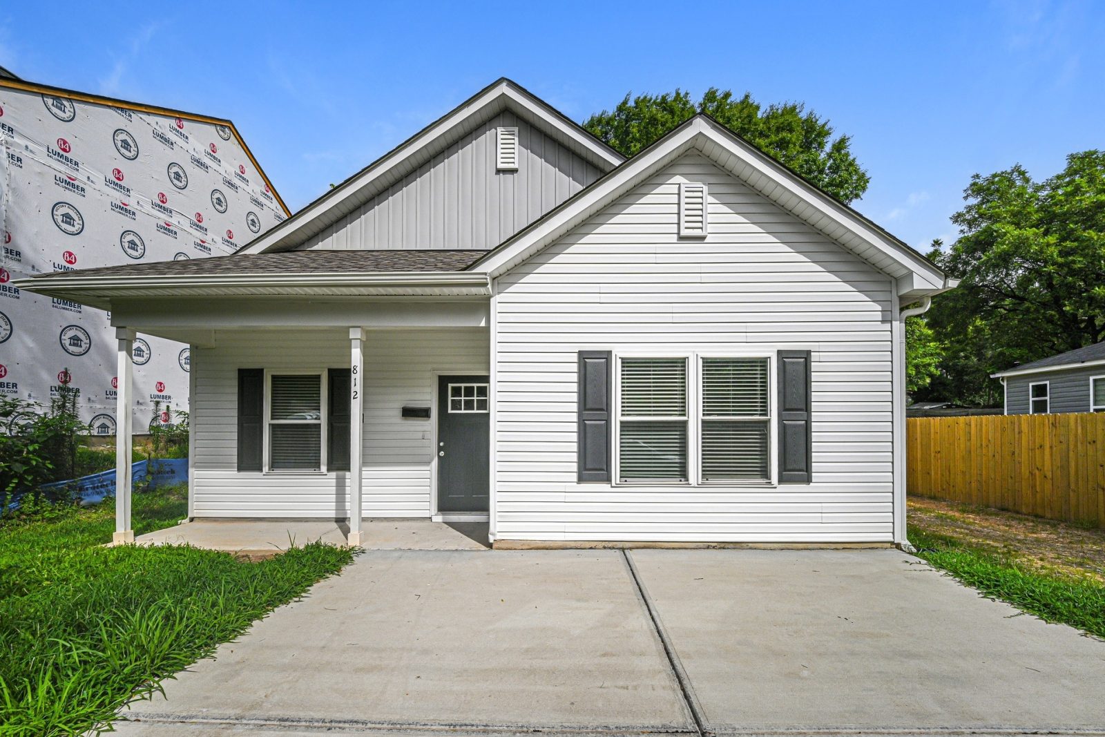 000 photo front view 15578811