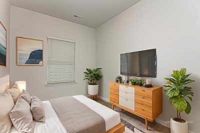 003 photo vs main bedroom 15183226