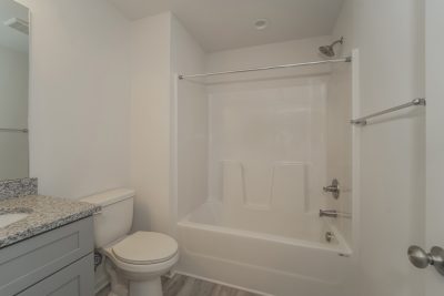 014 Bathroom ET81165