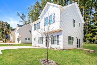 002 photo front view 11990144