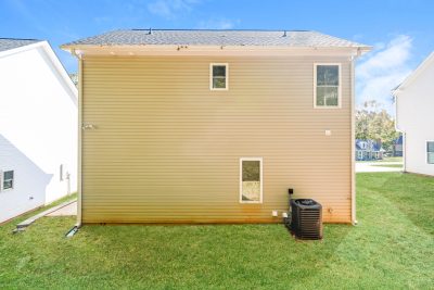 016 photo rear view 11990142