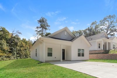 004 photo front view 11988427