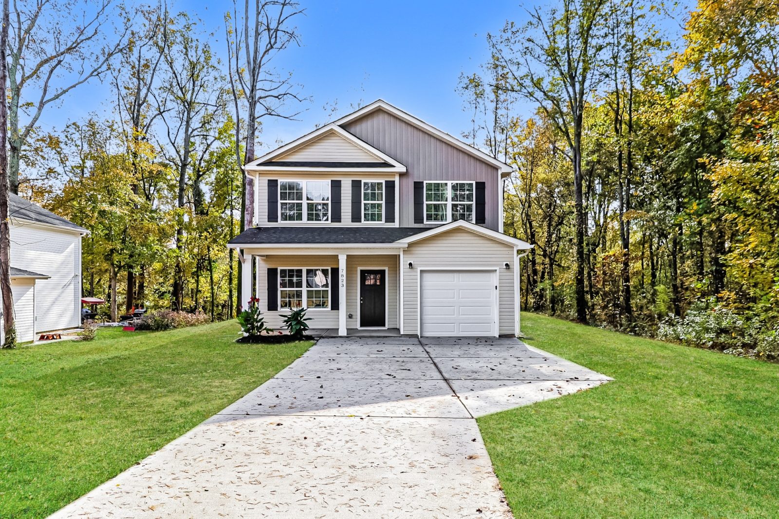 000 photo front view 14917262