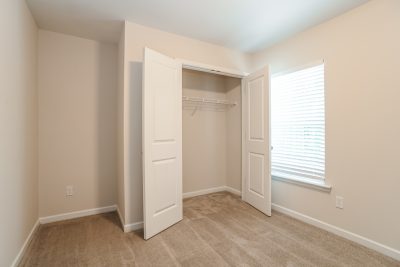 011 photo bedroom 15146318