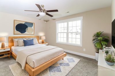 003 photo vs main bedroom 15183493